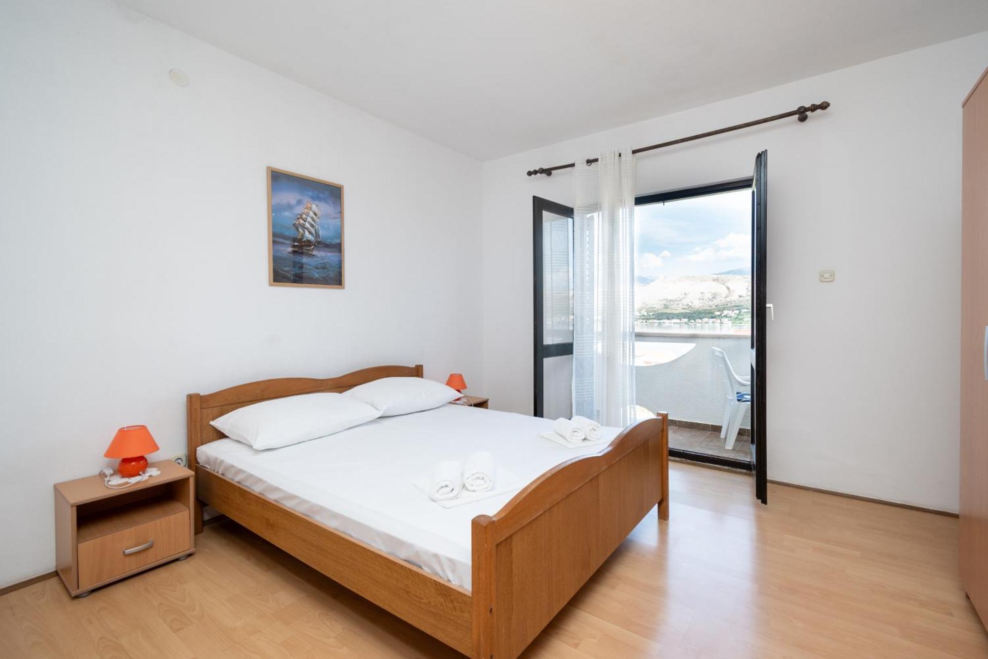 Apartments With A Parking Space Pag - 15765 Паг Екстериор снимка